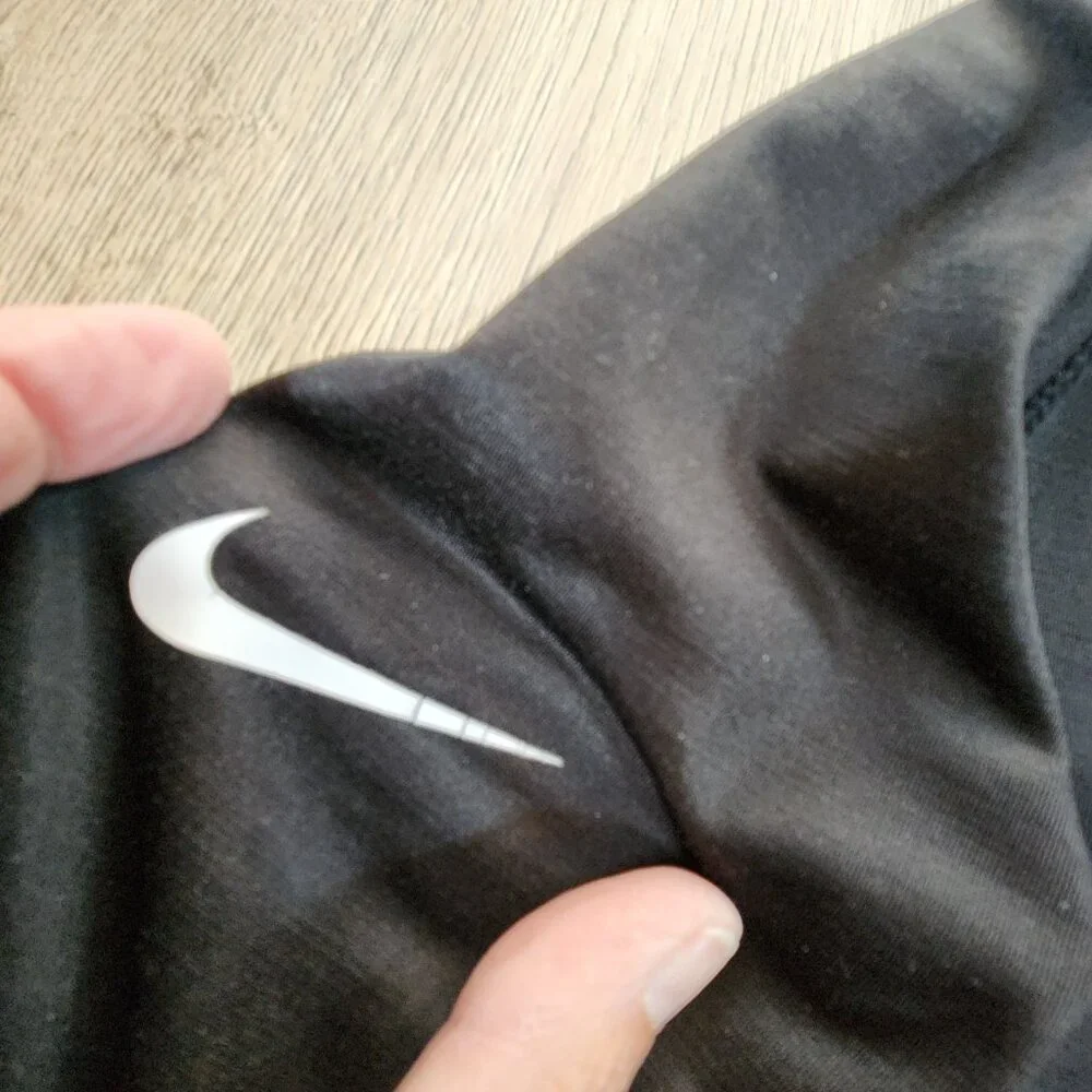 Nike Pro Hyperwarm Women’s Medium Mock Neck Training Top Black Grey Ombre Sleeve